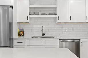 372 Main St, Saco, ME 04072 - Photo 3