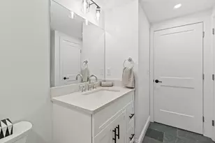 372 Main St, Saco, ME 04072 - Photo 9