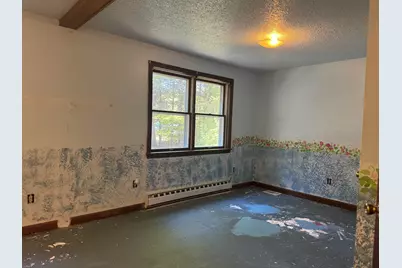 32 Nyes Corner Drive, Fairfield, ME 04937 - Photo 9