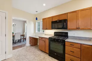 4 Mainsail Ln, Saco, ME 04072 - Photo 9