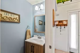 24 Celebration Ct, Portland, ME 04102 - Photo 7