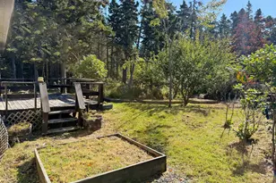 10 Western Ledge Rd, Gouldsboro, ME 04624 - Photo 3