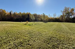 64 Meadow Ln, Houlton, ME 04730 - Photo 9