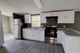 27 Adams St, Skowhegan, ME 04976 - Photo 11