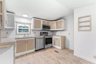 1 Pine Grove Ln, Augusta, ME 04330 - Photo 5