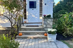 16 Greenwood St, West Paris, ME 04289 - Photo 3