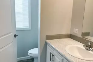 3 Lakeview Dr, Holden, ME 04429 - Photo 9