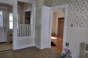 33 Washington St, Augusta, ME 04330 - Photo 3