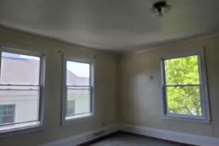 92 Pine St, Lewiston, ME 04240 - Photo 17