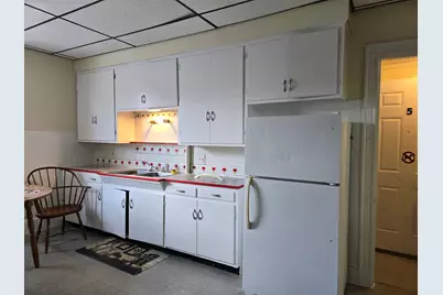 92 Pine Street, Lewiston, ME 04240 - Photo 5