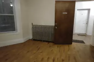 92 Pine St, Lewiston, ME 04240 - Photo 13