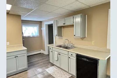 35 Dyer Street, Presque Isle, ME 04769 - Photo 5