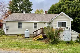 879 Hudson Rd, Glenburn, ME 04401 - Photo 27