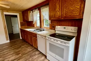 879 Hudson Rd, Glenburn, ME 04401 - Photo 29