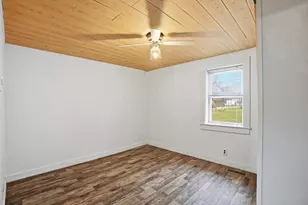 879 Hudson Rd, Glenburn, ME 04401 - Photo 13