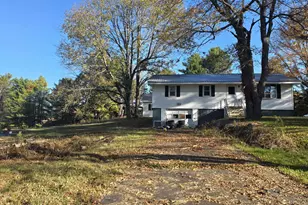 9 Pine Grove Dr, Mount Vernon, ME 04352 - Photo 5