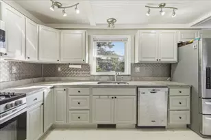 21 Knox Brothers Ave, Searsport, ME 04974 - Photo 13