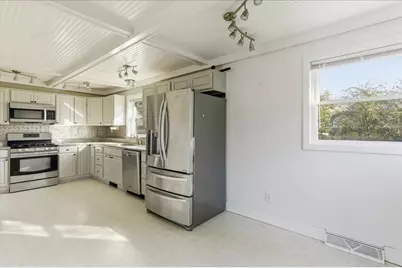 21 Knox Brothers Avenue, Searsport, ME 04974 - Photo 17