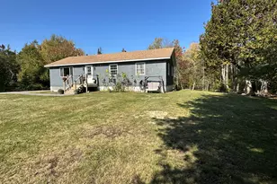 264 Cross Rd, Hancock, ME 04640 - Photo 25