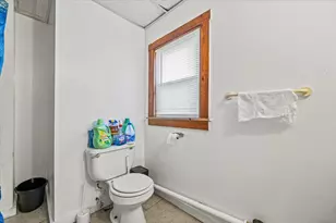 37 West St, Biddeford, ME 04005 - Photo 25