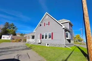 8 Benjamin St, Mars Hill, ME 04758 - Photo 9