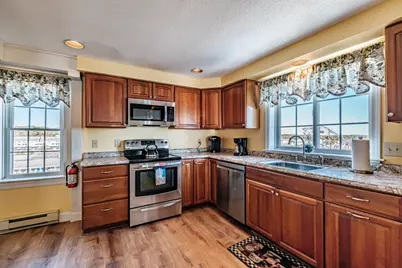 39 W. Grand Avenue #510, Old Orchard Beach, ME 04064 - Photo 23