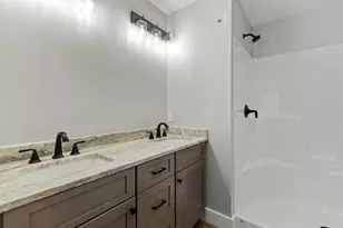 24 Hillside Dr, Raymond, ME 04071 - Photo 13