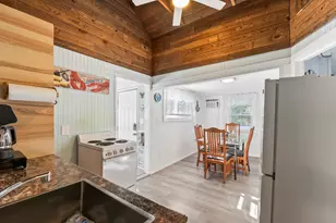 2 Wintergreen St, Old Orchard Beach, ME 04064 - Photo 11