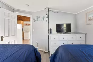 2 Wintergreen St, Old Orchard Beach, ME 04064 - Photo 15