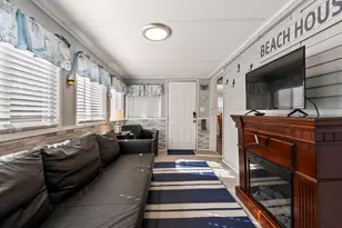 2 Wintergreen St, Old Orchard Beach, ME 04064 - Photo 3