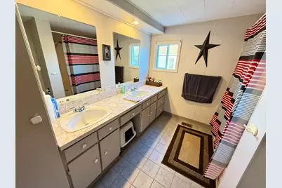 35 Market Street, Fort Kent, ME 04743 - Photo 13