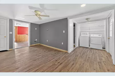 259 S Belfast Avenue, Augusta, ME 04330 - Photo 9