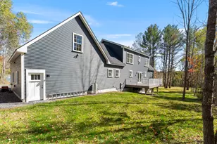 26 Peggy Ln, Manchester, ME 04351 - Photo 5