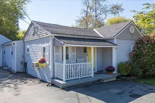 14 Thomaston St, Rockland, ME 04841 - Photo 1