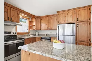 32 School St, Belgrade, ME 04917 - Photo 5