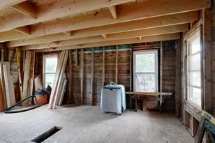 529 Riverside Dr, Auburn, ME 04210 - Photo 5