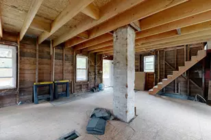 529 Riverside Dr, Auburn, ME 04210 - Photo 7