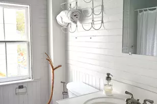 40 Shackford St, Eastport, ME 04631 - Photo 21