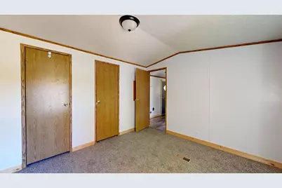 1059 Main Street, Jay, ME 04239 - Photo 17