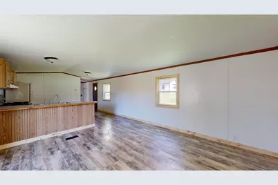 1059 Main Street, Jay, ME 04239 - Photo 9