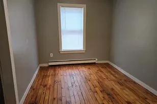 29 Falmouth St, Rumford, ME 04276 - Photo 5