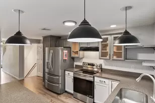 29 Ledges Ct, Lewiston, ME 04240 - Photo 7