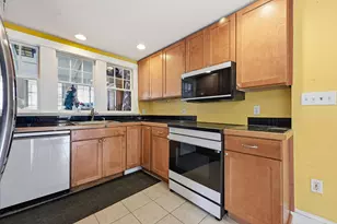 412 Ocean Ave, Portland, ME 04103 - Photo 11