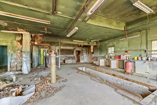 484 W River Rd, Augusta, ME 04330 - Photo 21