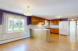 10 Nash St, Lewiston, ME 04240 - Photo 7