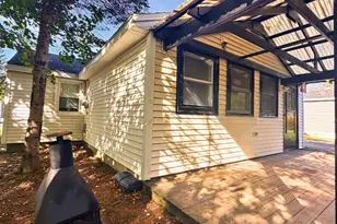 76 Falvey St, Bangor, ME 04401 - Photo 9