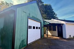 76 Falvey St, Bangor, ME 04401 - Photo 11