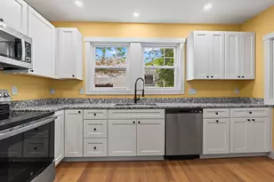 37 Nichols St, Lewiston, ME 04240 - Photo 23