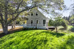 522 Ferry Rd, Islesboro, ME 04848 - Photo 3