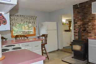 87 Middle Rd, Augusta, ME 04330 - Photo 9